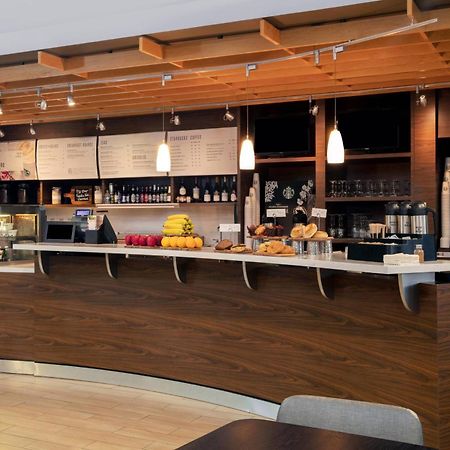 Courtyard By Marriott Jacksonville I-295/East Beltway Екстериор снимка