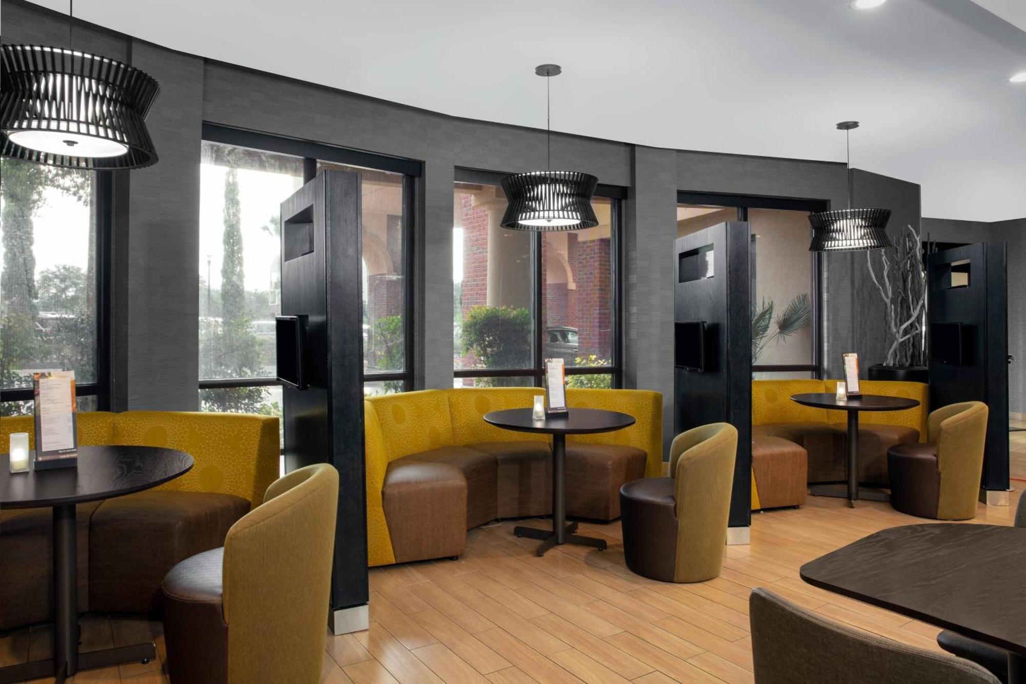 Courtyard By Marriott Jacksonville I-295/East Beltway Екстериор снимка