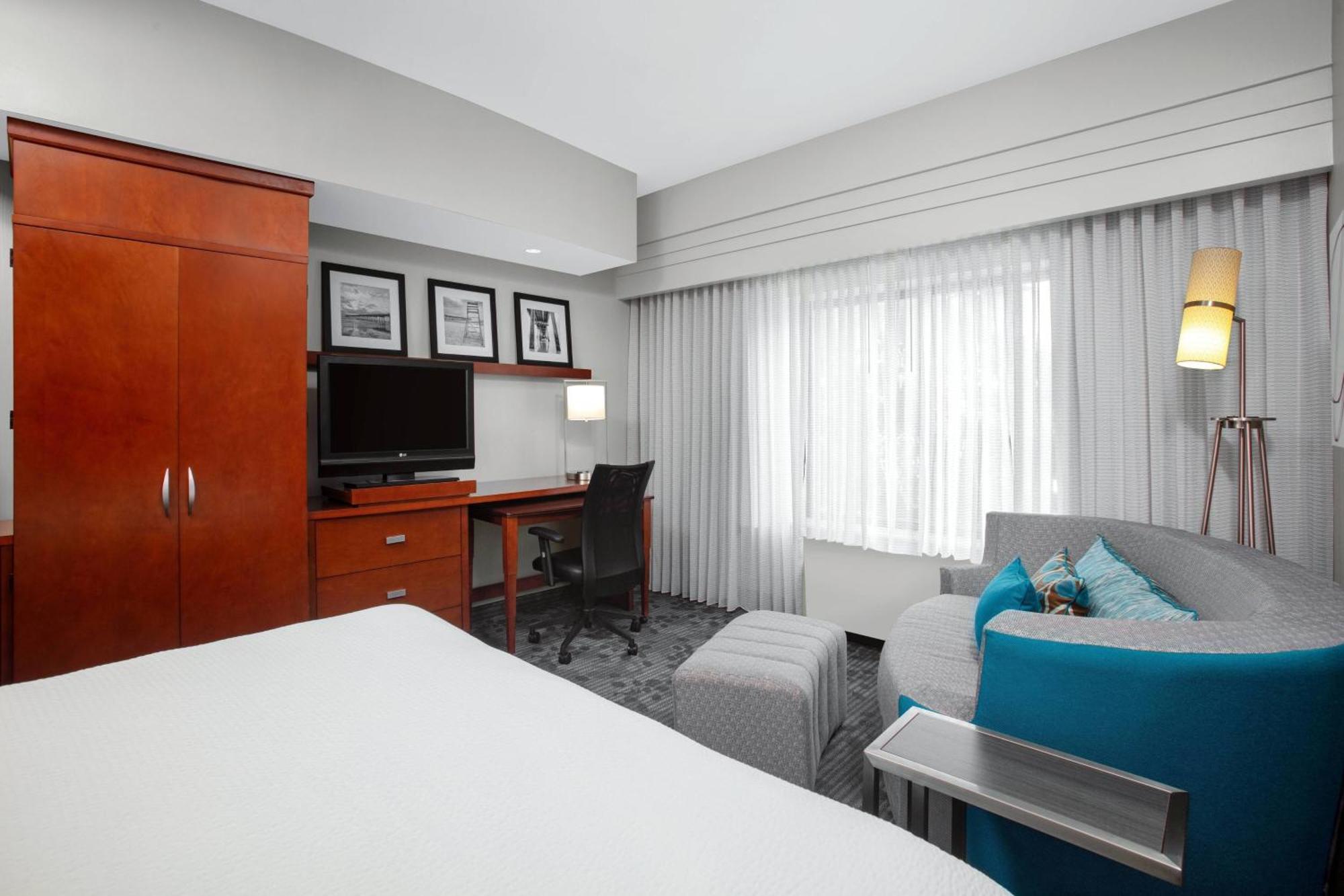 Courtyard By Marriott Jacksonville I-295/East Beltway Екстериор снимка